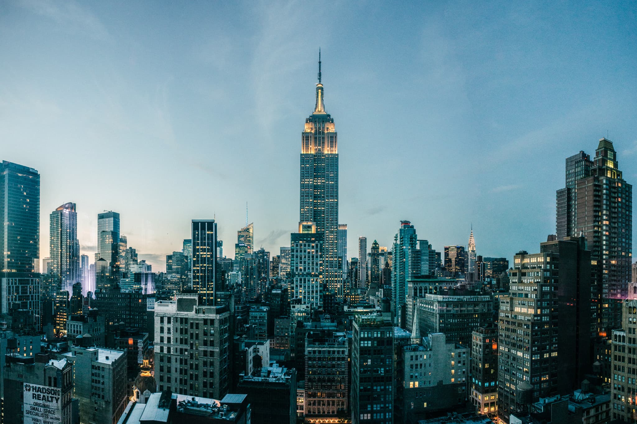 Empire State Building panorama by Daniel Bilsborough